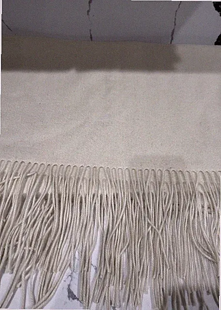 Cream White 80/20 Cashmere Wool Blend Throw Blanket 48 X 64 Inches NWT