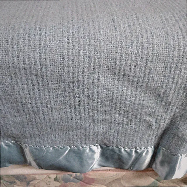 Faribo Blanket Twin 89x65 Wool Acrylic Blue Satin Trim USA Soft Cozy Bedspread